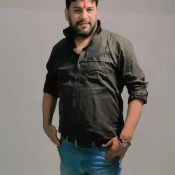 Naveen K Jhaa